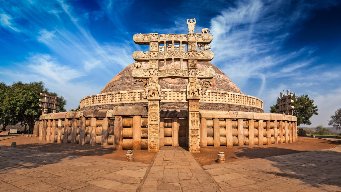 paromatravels.com_blog_The_Great_Stupa_at_Sanchi_India’s_Buddhist_Architectural_Gem_cover_page