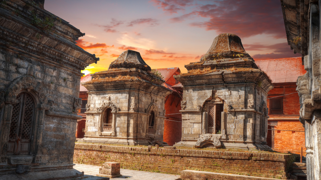 paromatravels.com_blog_pashupatinath_temple_a_spiritual_haven_in_the_heart_of_nepal (6)