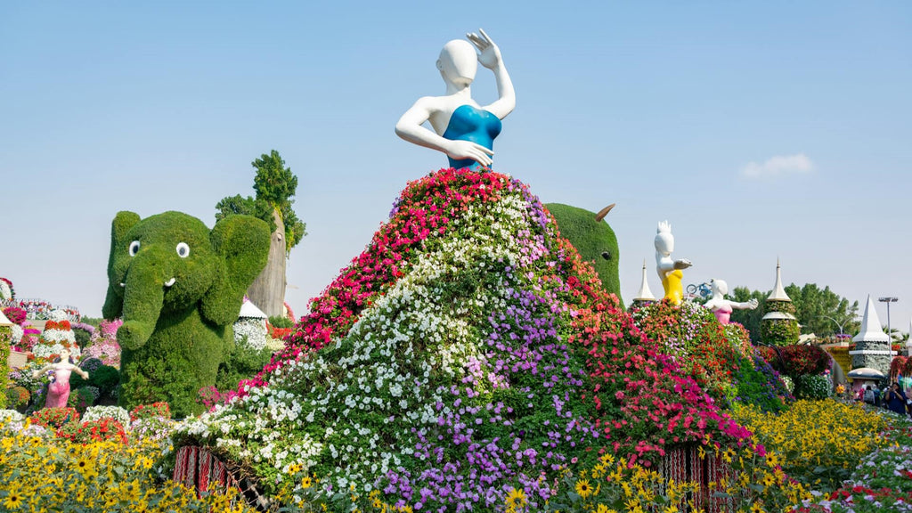 paromatravels.com_blog_Visiting_Dubai's_Miracle_Garden_A_Floral_Wonderland_in_the_Desert_3