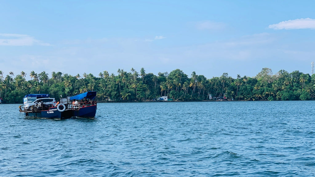 paromatravels.com_blog_kollam_kerala (1)